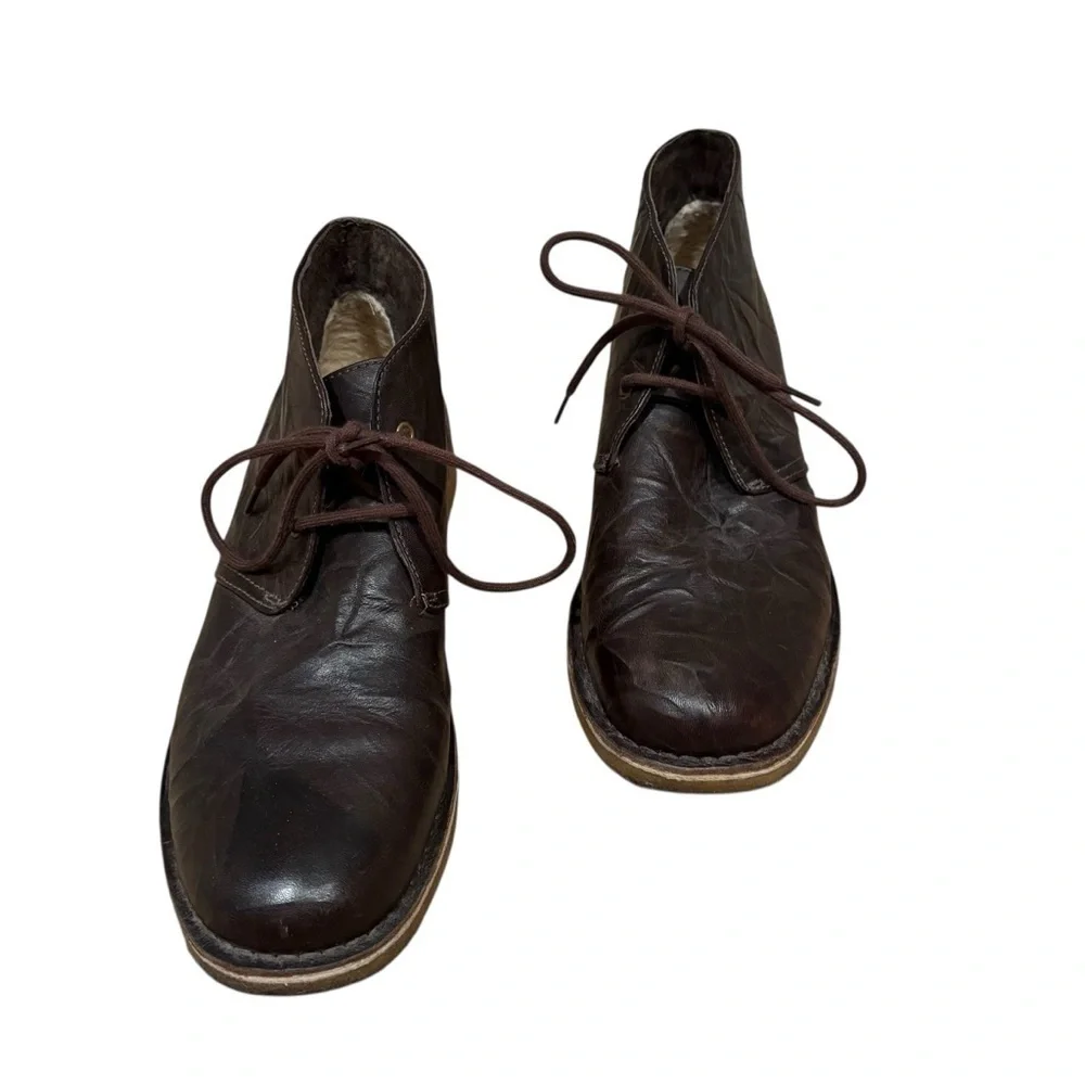 UGG Brown Chukka Boots Timeless Style